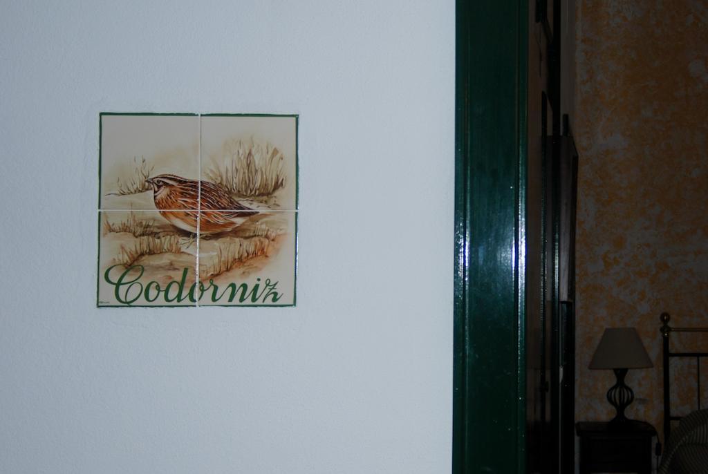 Herdade Da Samarra Hotel Viana do Alentejo Room photo
